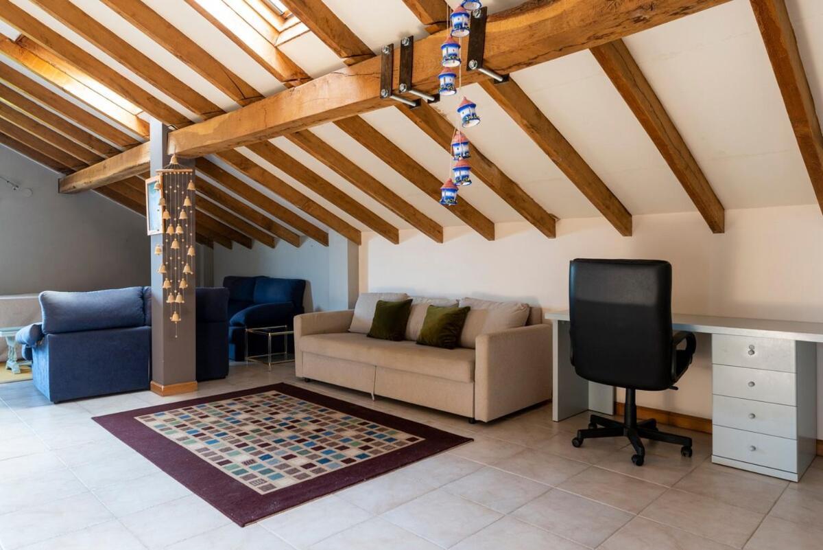 Casa Con Jardin En Gama Villa Bárcena de Cicero Exterior photo