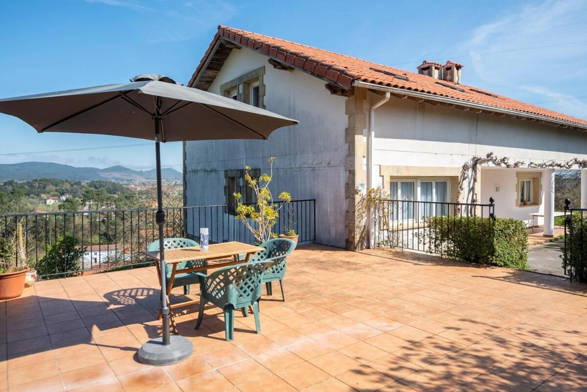 Casa Con Jardin En Gama Villa Bárcena de Cicero Exterior photo